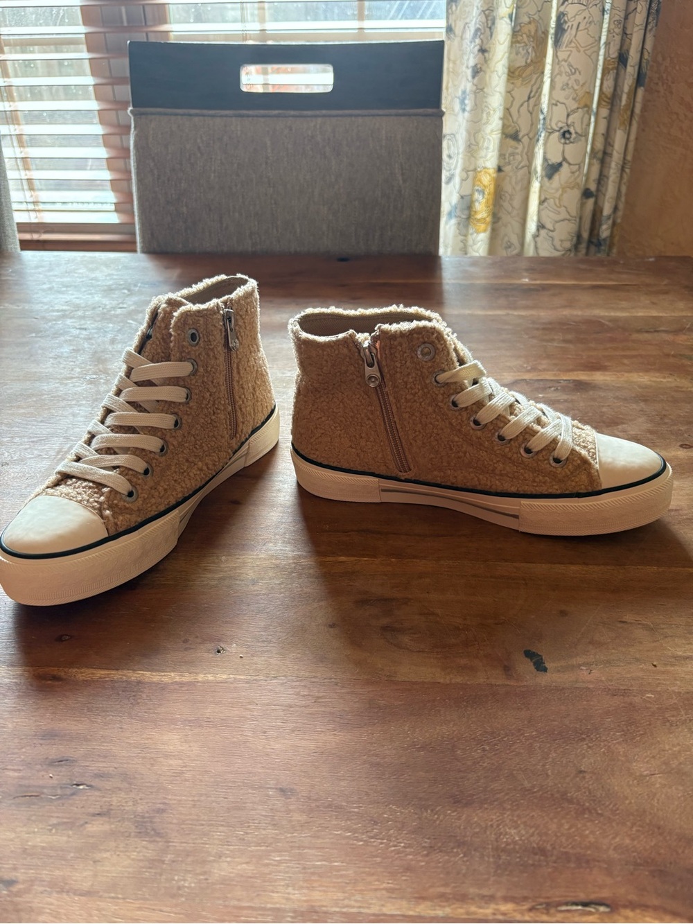 NWOT Blowfish Cozy High-Top Sneakers in Tan